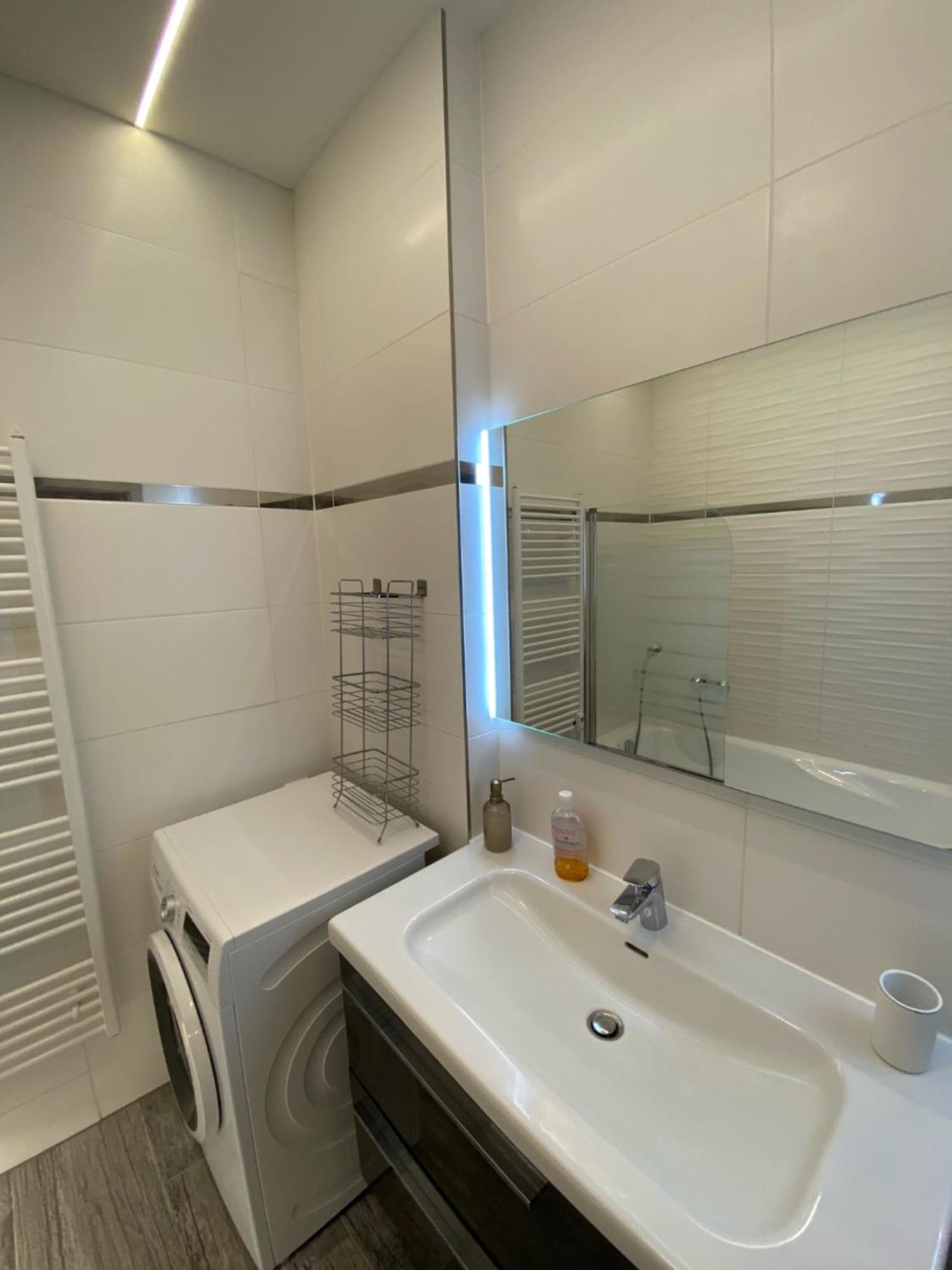 Apartman S Terasou Zvolen Esterno foto