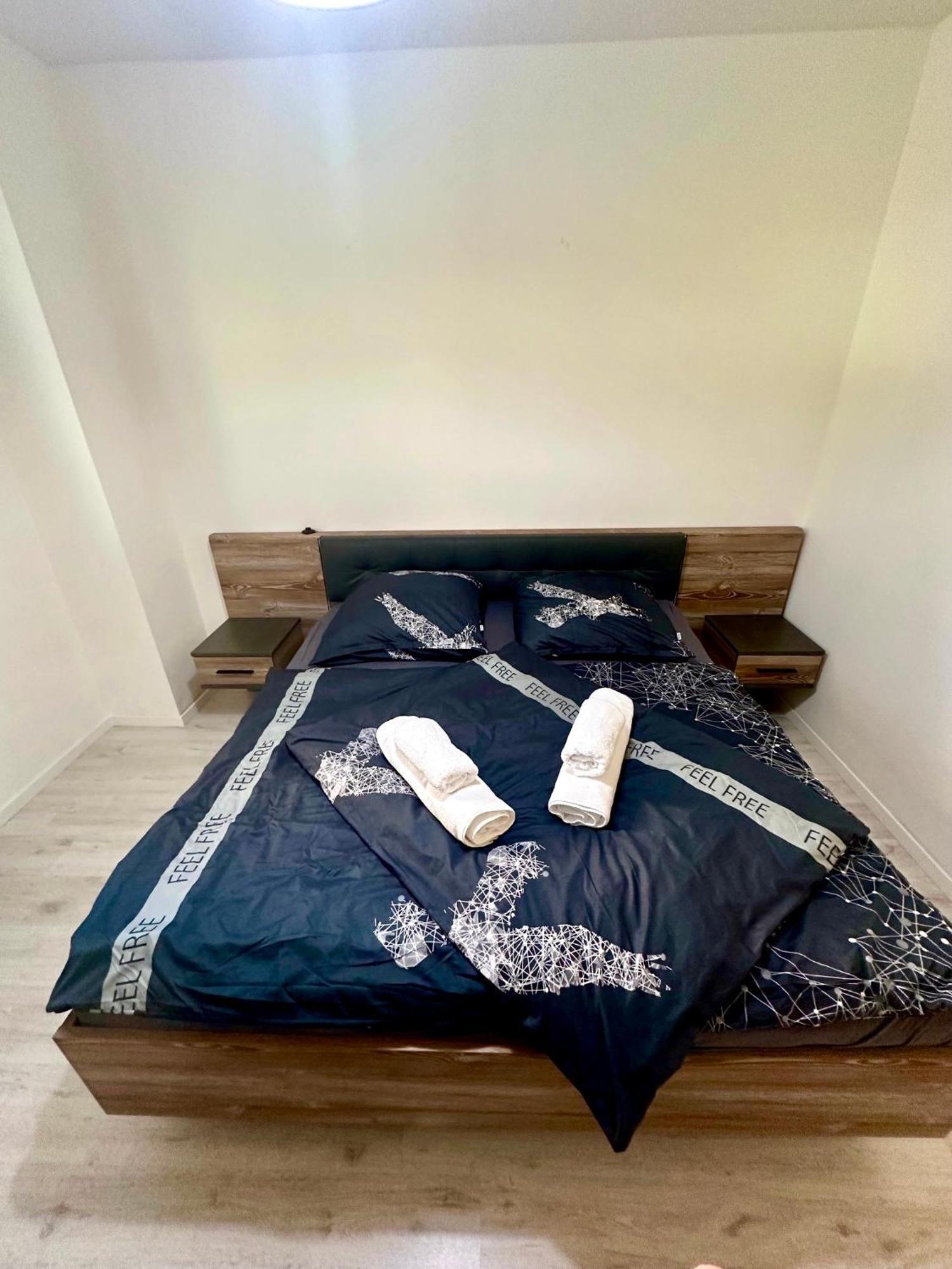 Apartman S Terasou Zvolen Esterno foto